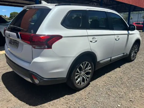 MITSUBISHI Outlander 2.0 16V 4P AUTOMTICO, Foto 5