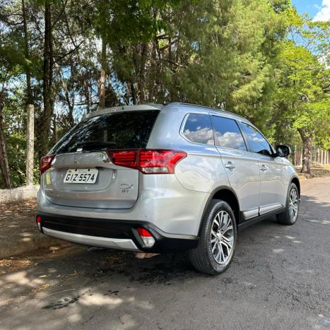 MITSUBISHI Outlander 3.0 V6 24V 4P GT 4X4 AUTOMTICO, Foto 4