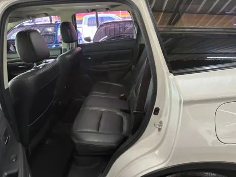 MITSUBISHI Outlander 2.0 16V 4P AUTOMTICO, Foto 17