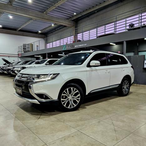 MITSUBISHI Outlander 2.0 16V 4P AUTOMTICO, Foto 3