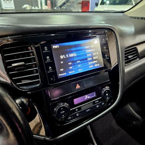MITSUBISHI Outlander 2.0 16V 4P AUTOMTICO, Foto 8
