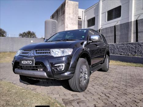 MITSUBISHI Pajero 3.2 16V 4P 4X4 7 LUGARES HPE TURBO DIESEL INTERCOOLER AUTOMTICO, Foto 2