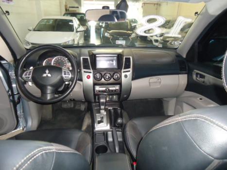 MITSUBISHI Pajero 3.2 16V 4P 4X4 7 LUGARES HPE TURBO DIESEL INTERCOOLER AUTOMTICO, Foto 4