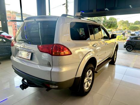 MITSUBISHI Pajero Dakar 3.5 V6 24V 4P HPE FLEX 4X4 7 LUGARES AUTOMTICO, Foto 3