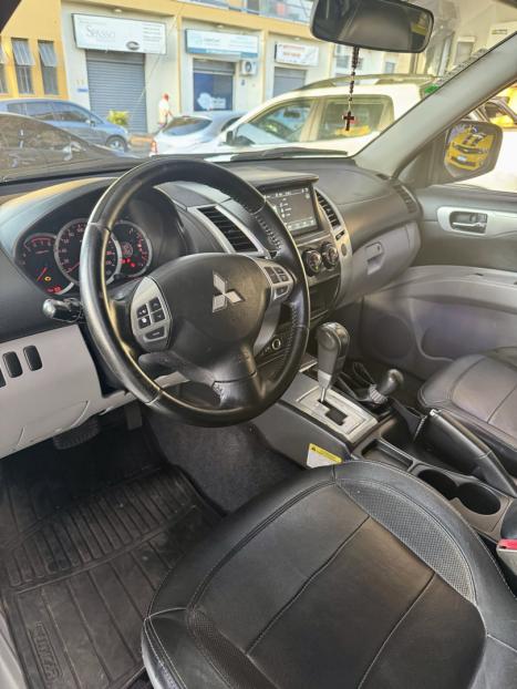 MITSUBISHI Pajero Dakar 3.5 V6 24V 4P HPE FLEX 4X4 7 LUGARES AUTOMTICO, Foto 5