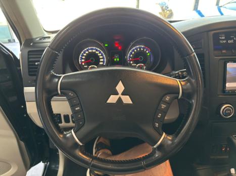 MITSUBISHI Pajero Full 3.8 V6 24V 4X4 AUTOMTICO, Foto 9