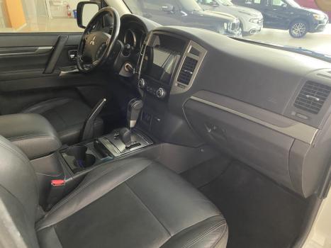 MITSUBISHI Pajero Full 3.2 16V 4P HPE 4X4 TURBO DIESEL INTERCOOLER AUTOMTICO, Foto 3