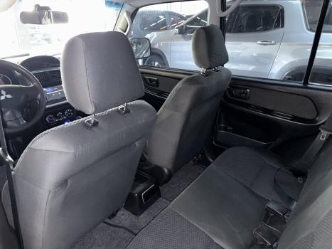 MITSUBISHI Pajero TR4 2.0 16V 4P 4X4 FLEX, Foto 16