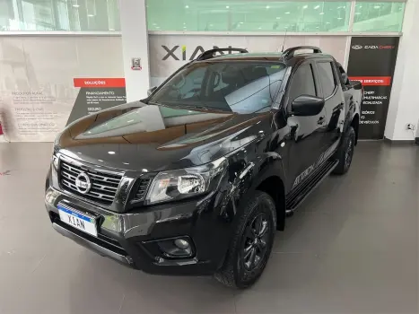 NISSAN Frontier 2.3 ATTACK CABINE DUPLA 4X4 BI-TURBO DIESEL AUTOMTICO, Foto 2