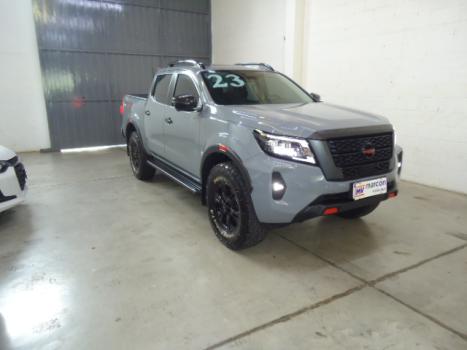 NISSAN Frontier 2.3 16V PRO4X CABINE DUPLA 4X4 BI-TURBO DIESEL AUTOMTICO, Foto 3