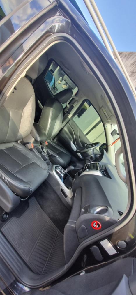 NISSAN Frontier 2.3 16V XE 4X4 CABINE DUPLA BI-TURBO DIESEL AUTOMTICO, Foto 7
