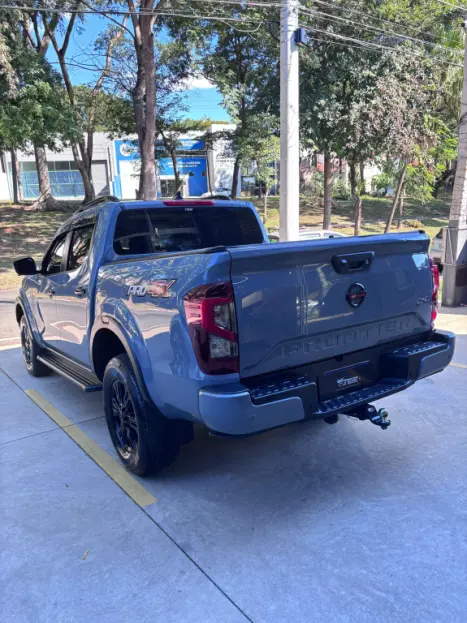 NISSAN Frontier 2.3 16V PRO4X CABINE DUPLA 4X4 BI-TURBO DIESEL AUTOMTICO, Foto 9