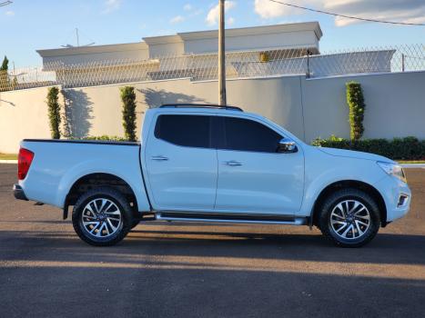 NISSAN Frontier 2.3 16V XE 4X4 CABINE DUPLA BI-TURBO DIESEL AUTOMTICO, Foto 5