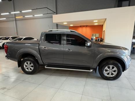 NISSAN Frontier 2.3 16V LE 4X4 CABINE DUPLA BI-TURBO DIESEL AUTOMTICO, Foto 2