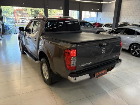 NISSAN Frontier 2.3 16V LE 4X4 CABINE DUPLA BI-TURBO DIESEL AUTOMTICO, Foto 19