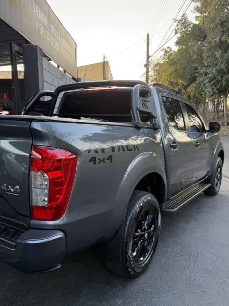 NISSAN Frontier 2.3 ATTACK CABINE DUPLA 4X4 BI-TURBO DIESEL AUTOMTICO, Foto 6