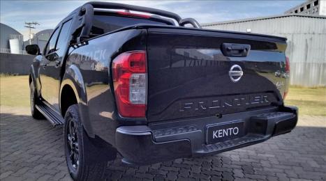 NISSAN Frontier 2.3 ATTACK CABINE DUPLA 4X4 BI-TURBO DIESEL AUTOMTICO, Foto 4