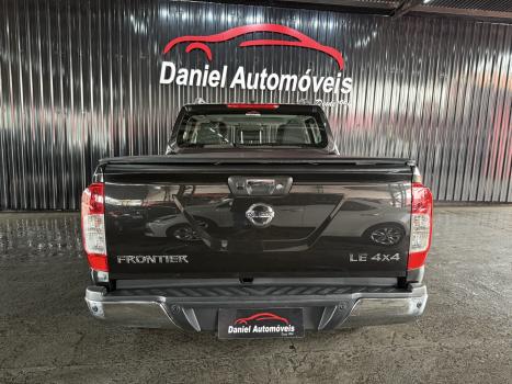 NISSAN Frontier 2.3 16V LE 4X4 CABINE DUPLA BI-TURBO DIESEL AUTOMTICO, Foto 5