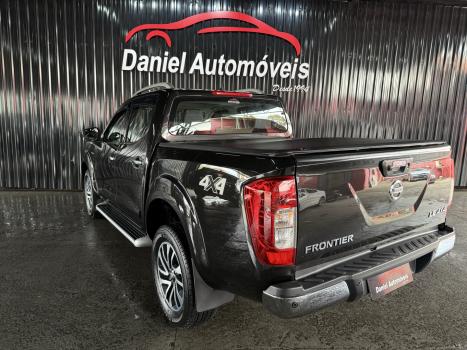 NISSAN Frontier 2.3 16V LE 4X4 CABINE DUPLA BI-TURBO DIESEL AUTOMTICO, Foto 6