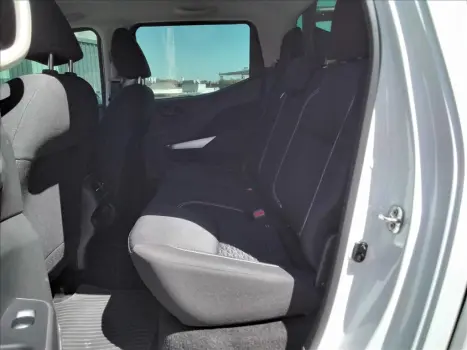 NISSAN Frontier 2.3 ATTACK CABINE DUPLA 4X4 BI-TURBO DIESEL AUTOMTICO, Foto 9