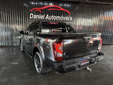 NISSAN Frontier 2.3 16V PRO4X CABINE DUPLA 4X4 BI-TURBO DIESEL AUTOMTICO, Foto 6