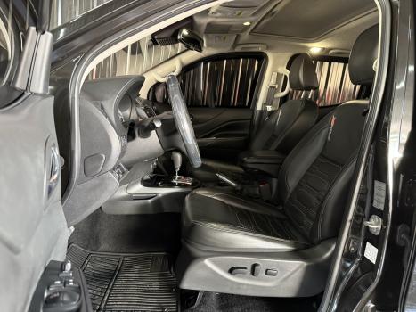 NISSAN Frontier 2.3 16V PRO4X CABINE DUPLA 4X4 BI-TURBO DIESEL AUTOMTICO, Foto 10