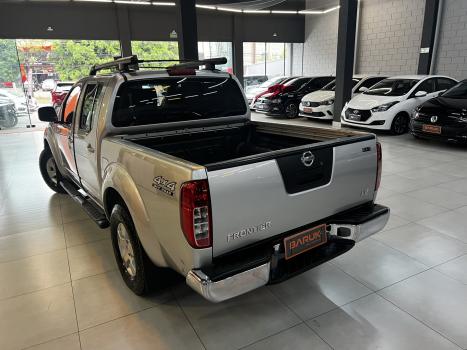 NISSAN Frontier 2.5 4X4 LE CABINE DUPLA TURBO DIESEL AUTOMTICO, Foto 10