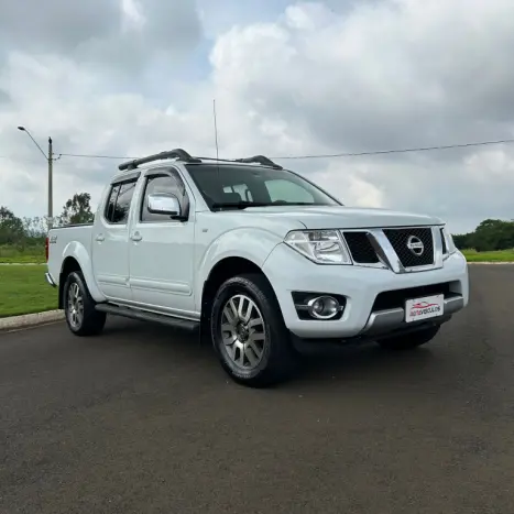 NISSAN Frontier 2.5 SL 4X4 TURBO DIESEL CABINE DUPLA AUTOMTICO, Foto 1