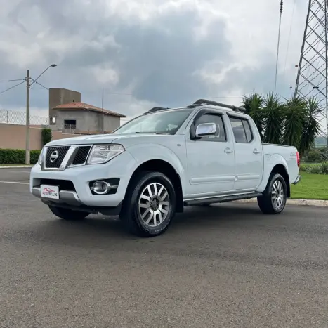 NISSAN Frontier 2.5 SL 4X4 TURBO DIESEL CABINE DUPLA AUTOMTICO, Foto 3