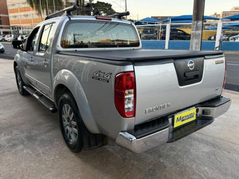 NISSAN Frontier 2.5 SL 4X4 TURBO DIESEL CABINE DUPLA AUTOMTICO, Foto 4