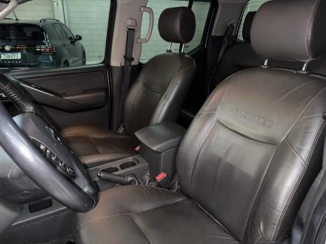 NISSAN Frontier 2.5 SL 4X4 TURBO DIESEL CABINE DUPLA AUTOMTICO, Foto 15