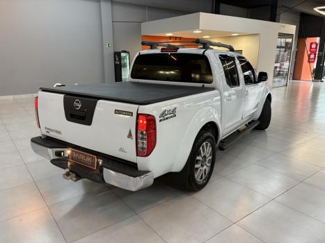 NISSAN Frontier 2.5 SL 4X4 TURBO DIESEL CABINE DUPLA AUTOMTICO, Foto 19