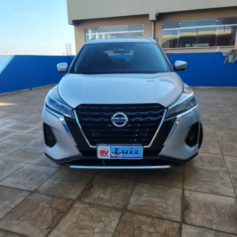 NISSAN Kicks 1.6 16V 4P FLEXSTART EXCLUSIVE XTRONIC AUTOMTICO CVT, Foto 2