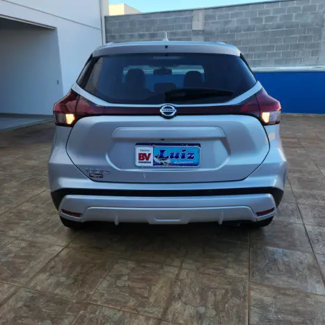 NISSAN Kicks 1.6 16V 4P FLEXSTART EXCLUSIVE XTRONIC AUTOMTICO CVT, Foto 9