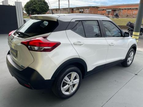 NISSAN Kicks 1.6 16V 4P FLEXSTART S X-TRONIC AUTOMTICO CVT, Foto 6