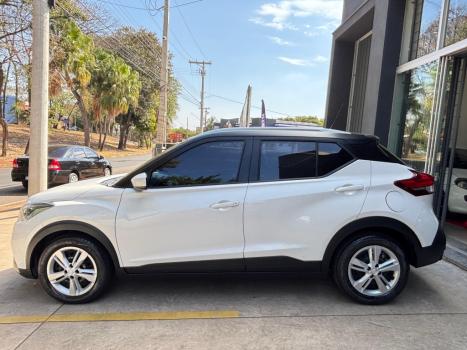 NISSAN Kicks 1.6 16V 4P FLEXSTART S DIRECT X-TRONIC AUTOMTICO CVT, Foto 2