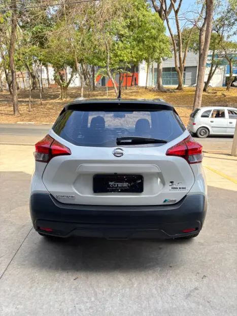 NISSAN Kicks 1.6 16V 4P FLEXSTART S DIRECT X-TRONIC AUTOMTICO CVT, Foto 8