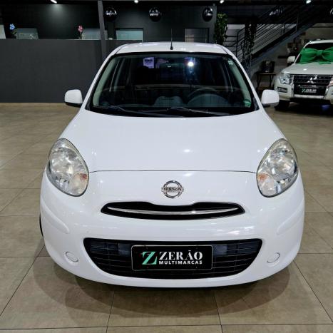 NISSAN March 1.0 12V 4P S FLEX, Foto 2