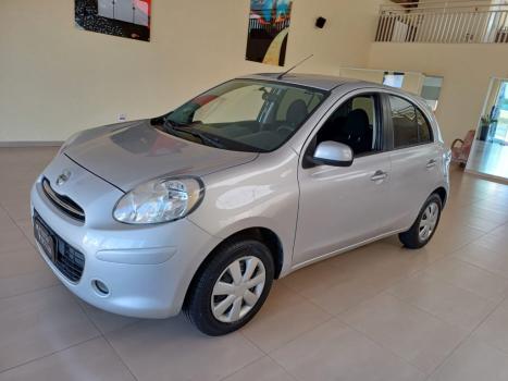 NISSAN March 1.0 12V 4P S FLEX, Foto 3