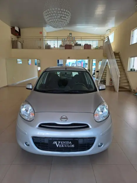 NISSAN March 1.0 12V 4P S FLEX, Foto 9