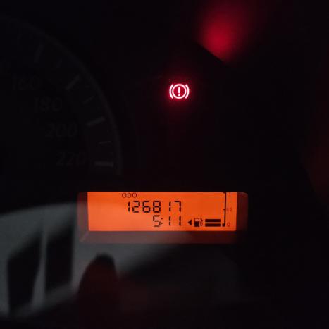 NISSAN March 1.0 16V 4P S FLEX, Foto 8