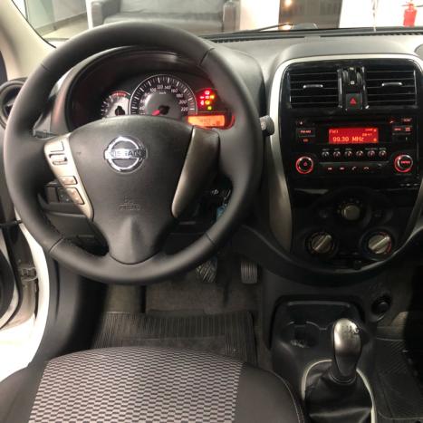 NISSAN March 1.6 16V 4P SV FLEX, Foto 8