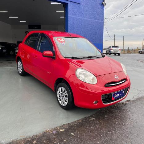NISSAN March 1.6 16V 4P S FLEX, Foto 2