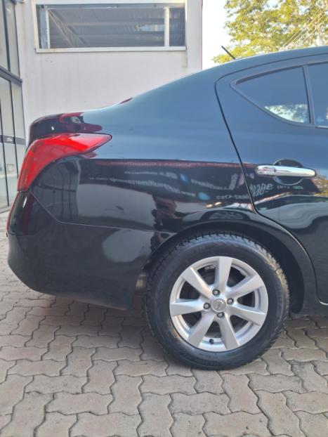 NISSAN Versa Sedan 1.6 16V 4P FLEX SL, Foto 2