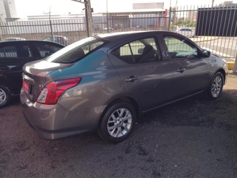 NISSAN Versa Sedan 1.0 4P FLEX S, Foto 3