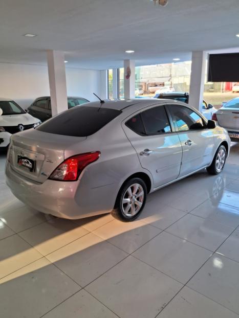 NISSAN Versa Sedan 1.6 16V 4P FLEX SL, Foto 2