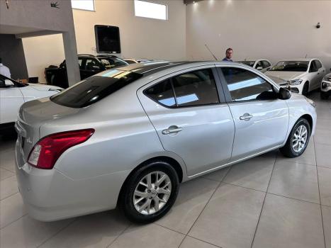 NISSAN Versa Sedan 1.6 16V 4P FLEX SV, Foto 14