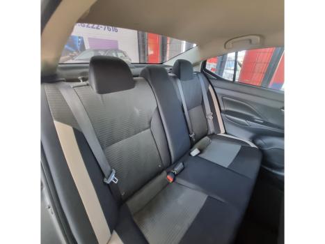 NISSAN Versa Sedan , Foto 11