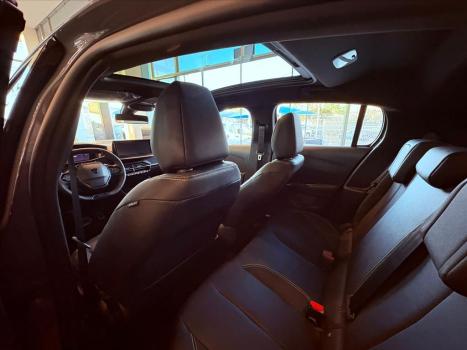 PEUGEOT 208 1.0 12V 4P FLEX GT TURBO 200 AUTOMTICO CVT, Foto 16