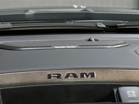 RAM 1500 5.7 V8 REBEL CABINE DUPLA 4X4 AUTOMTICO, Foto 18